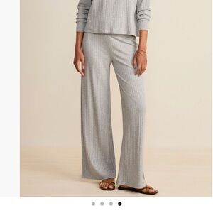 Vineyard Vines BLACK Wide Leg Pants